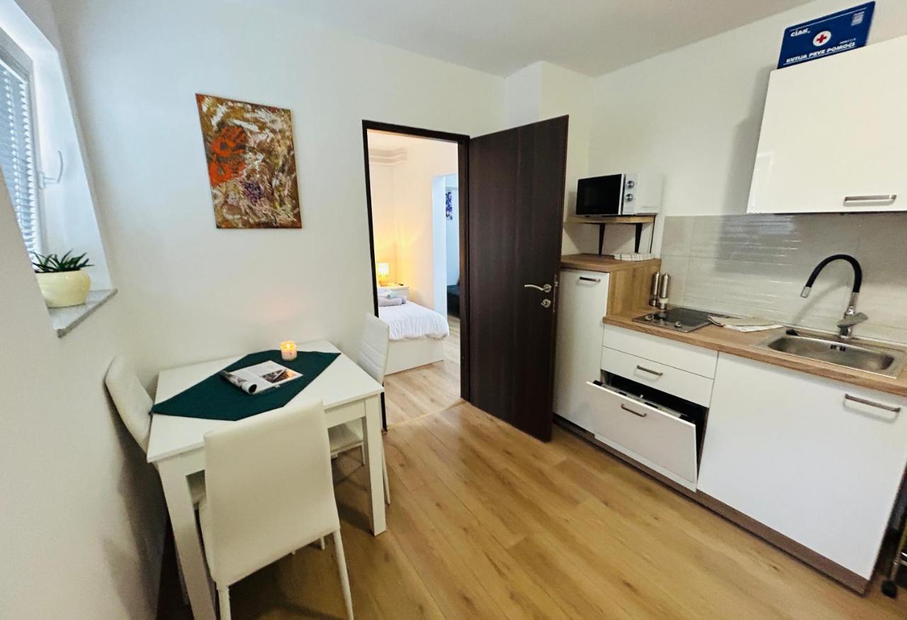 Apartment In Time Sesvete Exterior foto